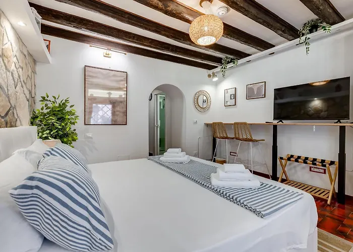 Colosseum Loft, Rustic-modern Charm Appartamento
